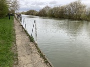 Up to 57' 1" / 17.40m mooring at Bardney Lock L1 available now